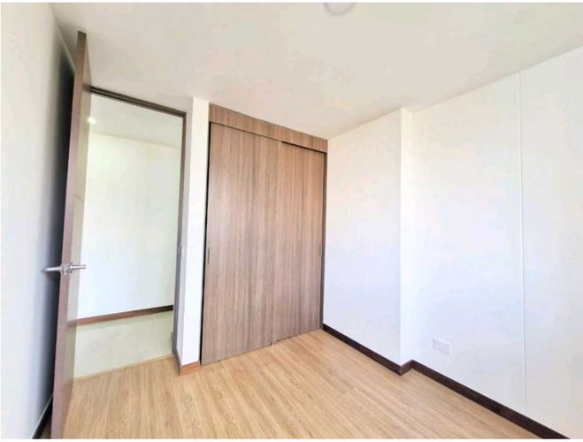 Apartamento de 3 alcobas en venta en Loma De La Doctora, Sabaneta, 89 m² · foto 6 de 11