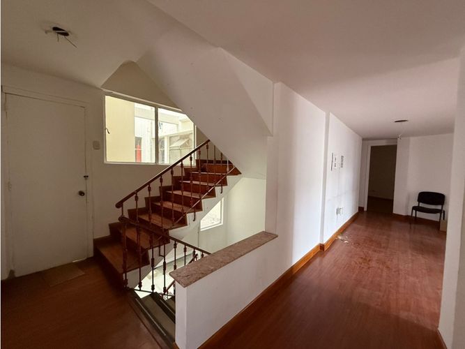 Casa en venta en Teusaquillo, Bogotá, 842 m² · foto 9 de 20