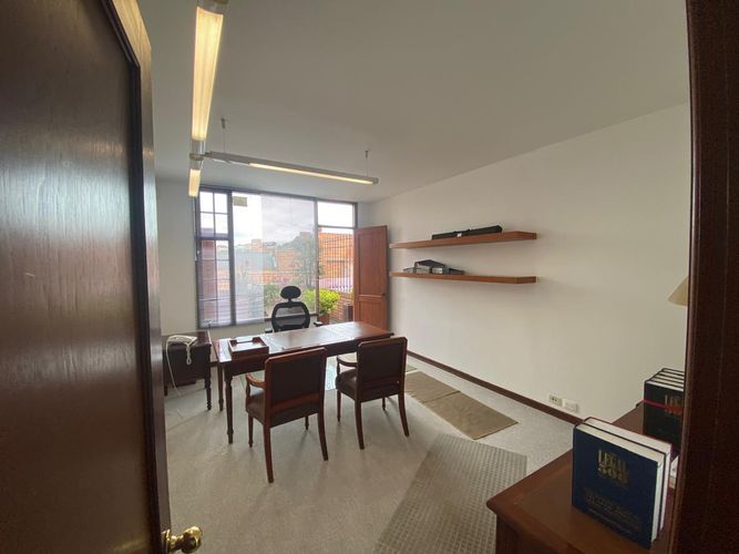 Casa en venta en Quinta Camacho, Bogotá · foto 7 de 24