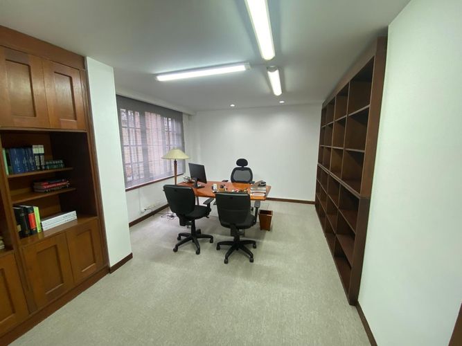Casa en venta en Quinta Camacho, Bogotá · foto 21 de 24