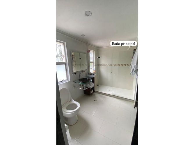 Casa de 4 alcobas en venta en El Poblado, Medellín, 373 m² · foto 12 de 22