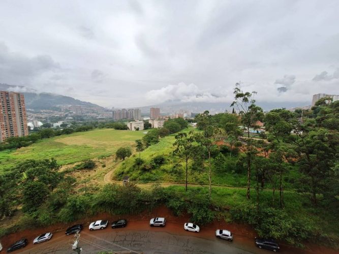 Apartamento de 3 alcobas en venta en Machado, Copacabana, 60 m² · foto 2 de 11