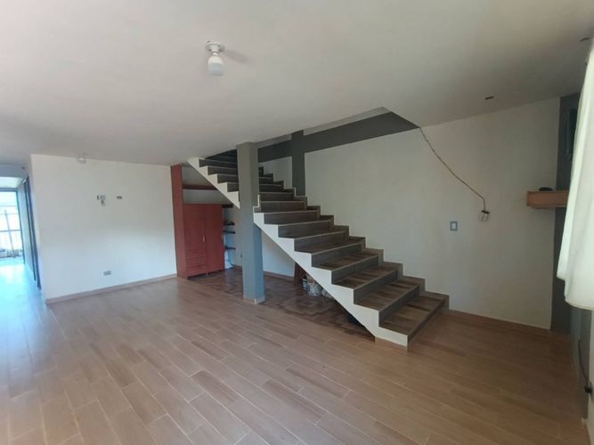 Finca en arriendo en Cristo Rey, El Carmen de Viboral, 220 m² · foto 2 de 24