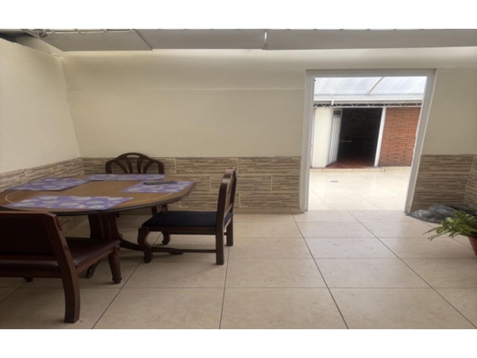 Casa en venta en Normandia, Bogotá · foto 9 de 20