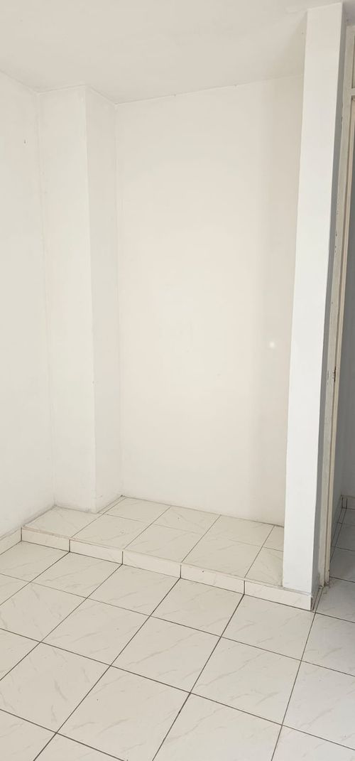 Apartamento de 3 alcobas en venta en Valle Grande, Cali, 46 m² · foto 5 de 12
