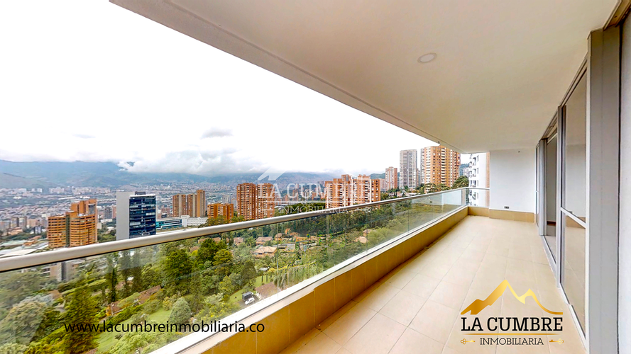 Apartamento de 3 alcobas en arriendo en La Calera, Medellín, 160 m² · foto 6 de 8