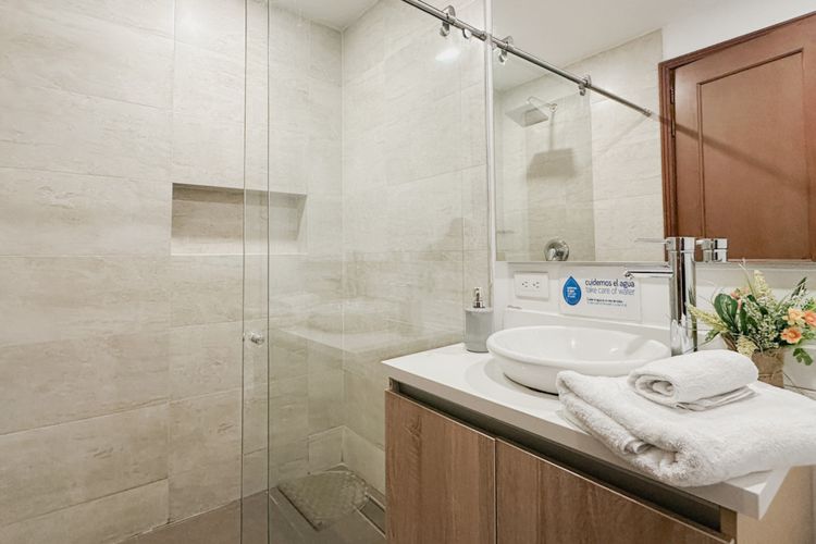 Apartamento de 1 alcoba en arriendo en Chicó Reservado, Bogotá, 56 m² · foto 7 de 18