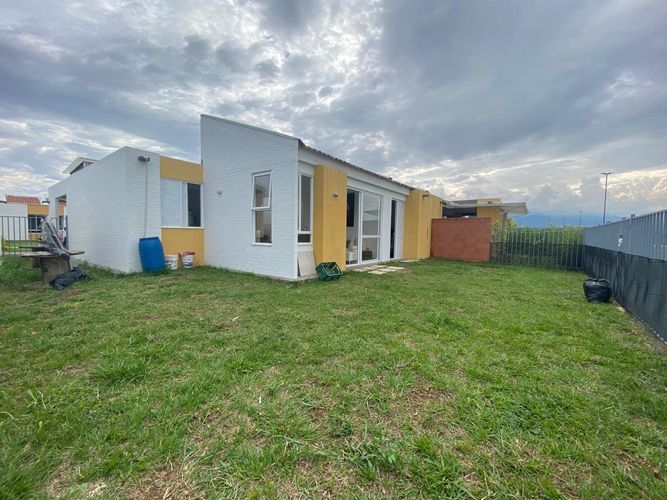 Casa de 3 alcobas en venta en El Castillo, Jamundí, 136 m² · foto 13 de 13