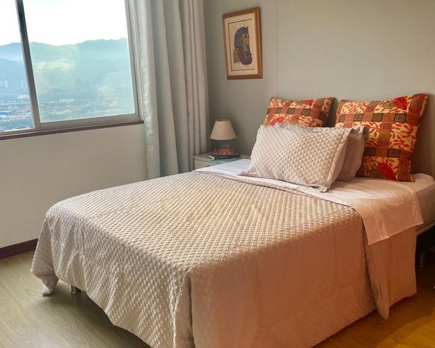 Apartamento de 2 alcobas en arriendo en El Poblado, Medellín, 120 m² · foto 9 de 13