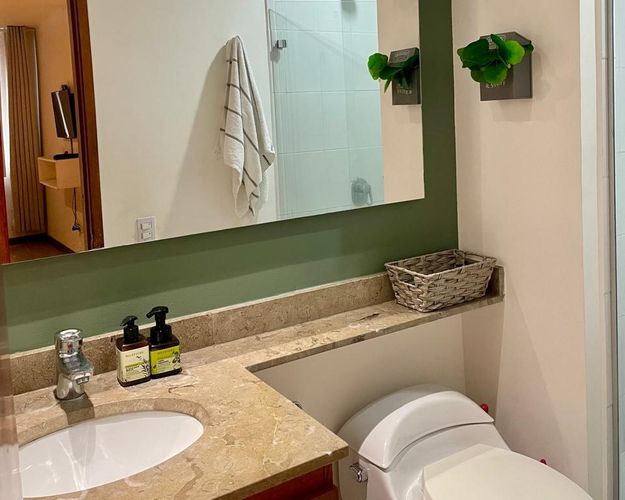 Apartamento de 2 alcobas en arriendo en El Poblado, Medellín, 120 m² · foto 12 de 13