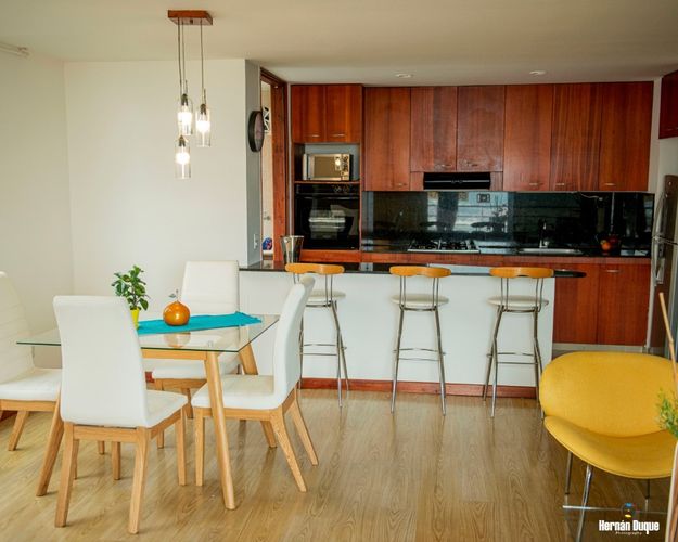Apartamento de 2 alcobas en arriendo en El Poblado, Medellín, 120 m² · foto 5 de 13