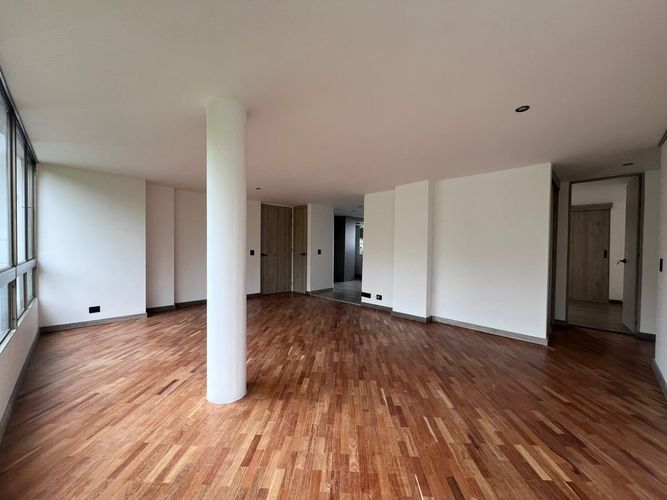 Apartamento de 3 alcobas en arriendo en El Poblado, Medellín, 90 m² · foto 2 de 16