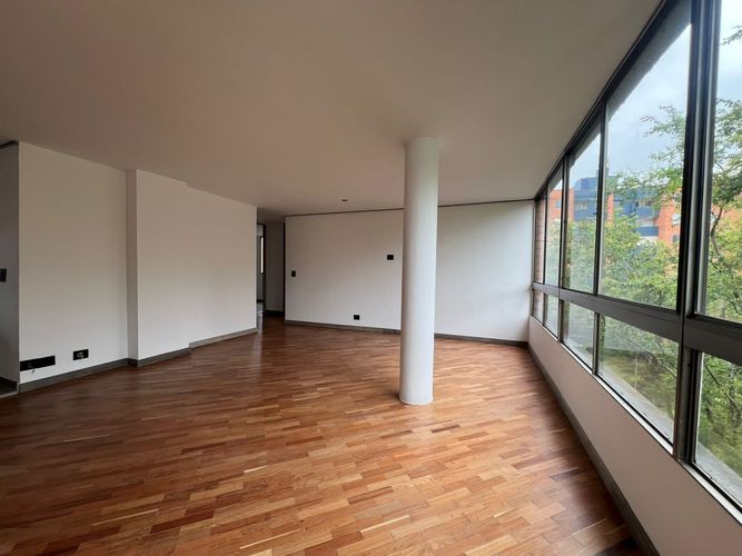 Apartamento de 3 alcobas en arriendo en El Poblado, Medellín, 90 m² · foto 3 de 16