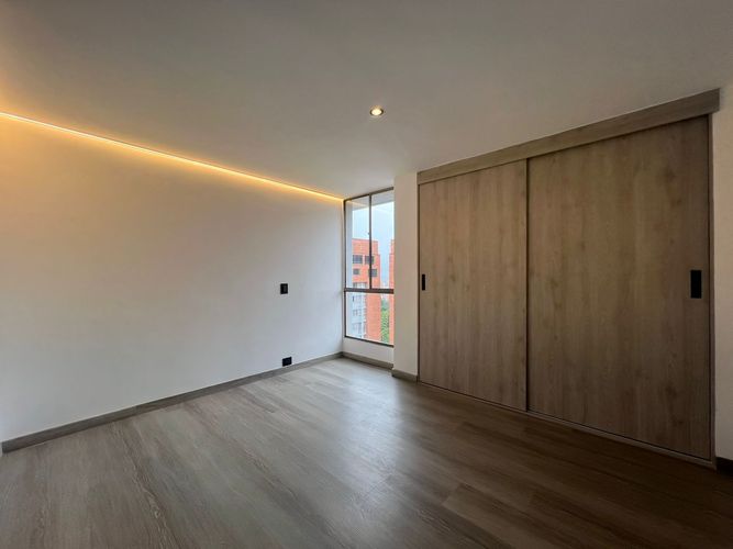 Apartamento de 3 alcobas en arriendo en El Poblado, Medellín, 90 m² · foto 8 de 16