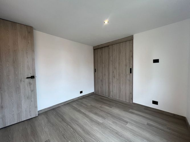 Apartamento de 3 alcobas en arriendo en El Poblado, Medellín, 90 m² · foto 12 de 16