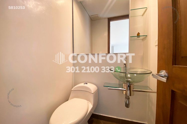 Apartamento de 3 alcobas en arriendo en Laureles, Medellín, 150 m² · foto 6 de 24