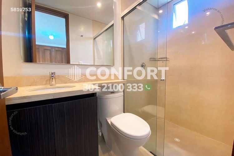 Apartamento de 3 alcobas en arriendo en Laureles, Medellín, 150 m² · foto 16 de 24