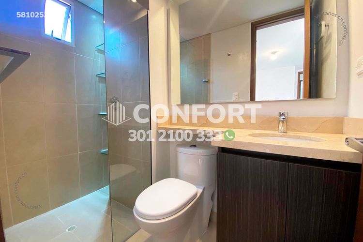 Apartamento de 3 alcobas en arriendo en Laureles, Medellín, 150 m² · foto 20 de 24