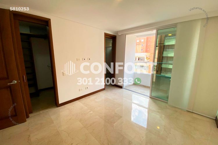 Apartamento de 3 alcobas en arriendo en Laureles, Medellín, 150 m² · foto 23 de 24