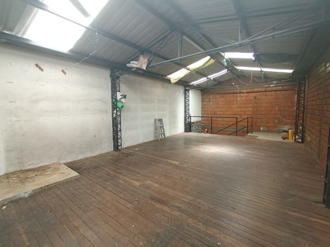 Local en arriendo en La Candelaria, Medellín, 110 m² · foto 10 de 17