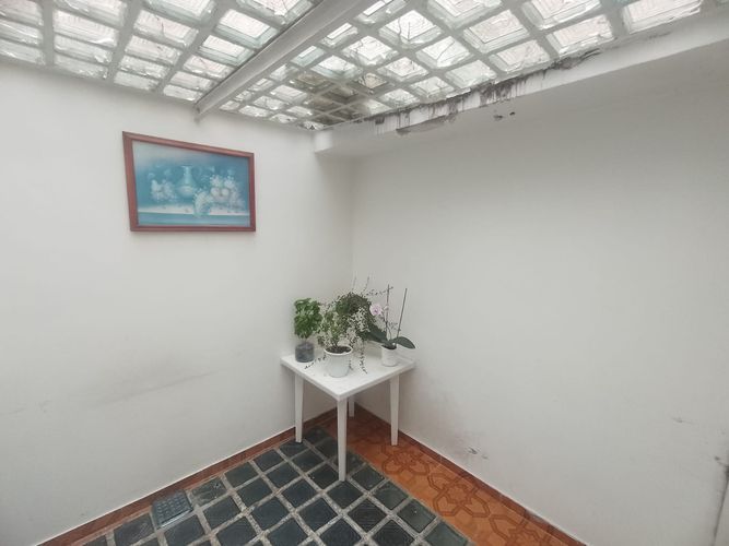 Casa de 4 alcobas en venta en Las Flores, Bogotá, 270 m² · foto 4 de 8