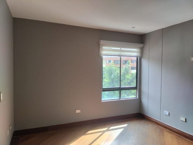 Apartamento de 3 alcobas en venta en El Poblado, Medellín, 220 m² · foto 11 de 14