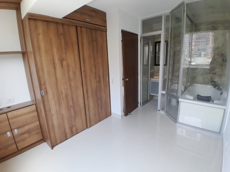 Apartamento en arriendo en Loma Del Barro, Envigado · foto 7 de 10