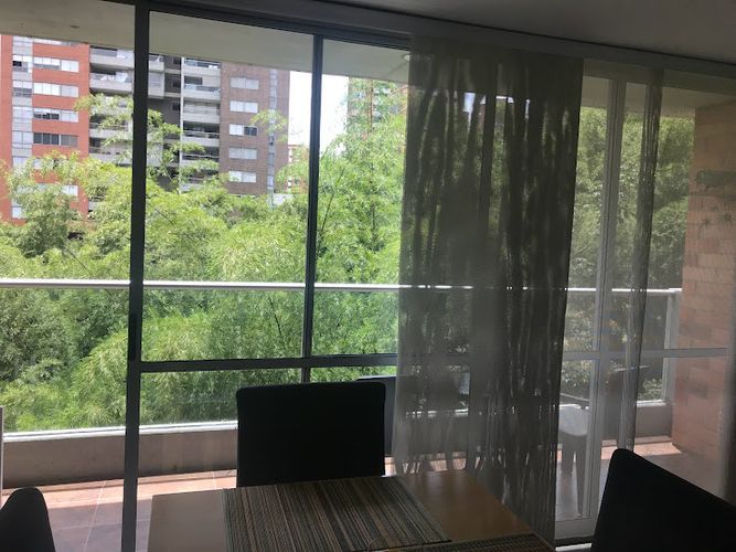 Apartamento de 3 alcobas en arriendo en Loma Del Esmeraldal, Envigado, 90 m² · foto 3 de 22