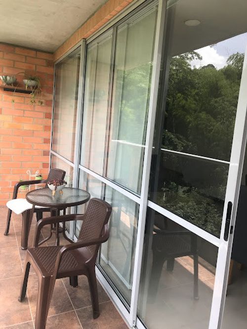 Apartamento de 3 alcobas en arriendo en Loma Del Esmeraldal, Envigado, 90 m² · foto 6 de 22