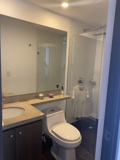 Apartamento de 3 alcobas en arriendo en Loma Del Esmeraldal, Envigado, 90 m² · foto 16 de 22