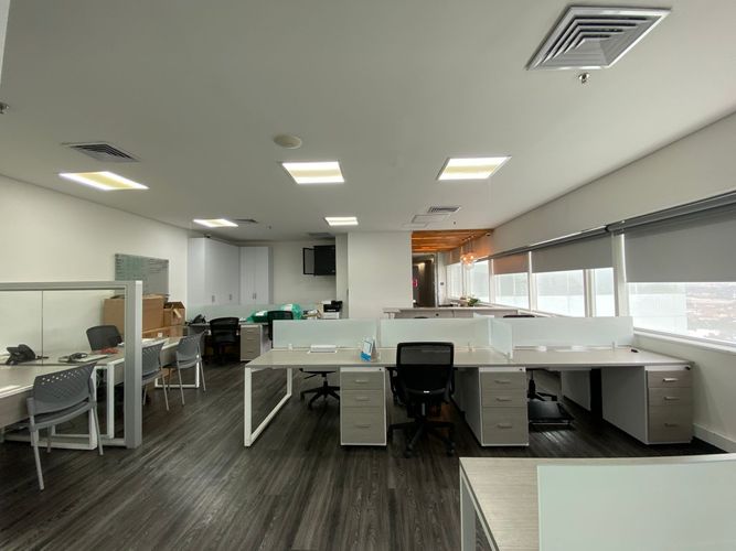 Oficina en arriendo en El Poblado, Medellín, 100 m² · foto 6 de 9