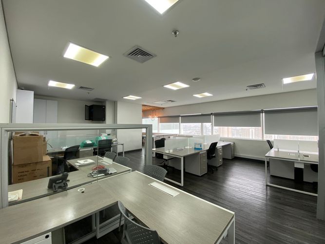 Oficina en arriendo en El Poblado, Medellín, 100 m² · foto 5 de 9