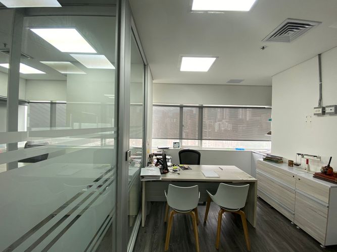 Oficina en arriendo en El Poblado, Medellín, 100 m² · foto 7 de 9