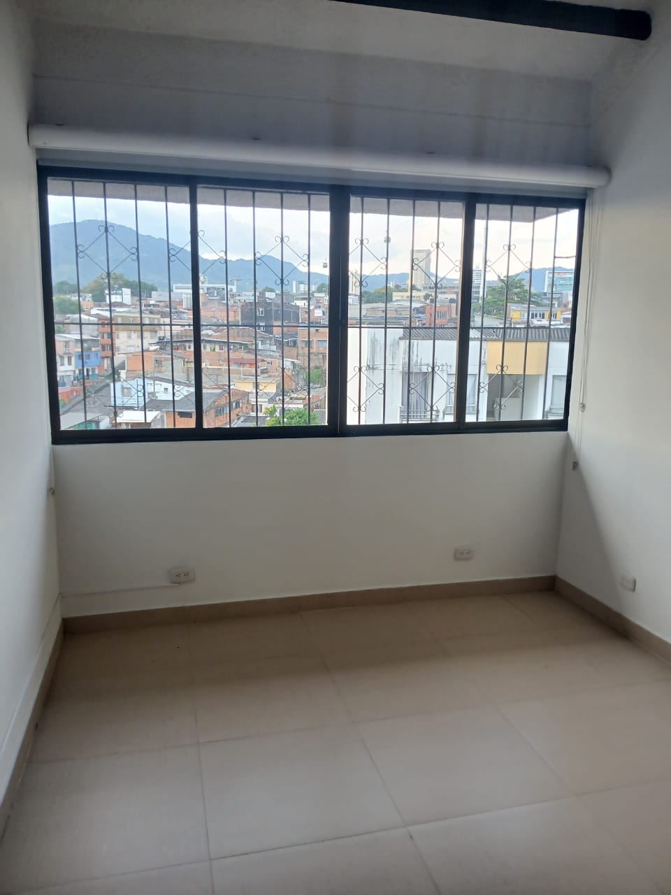 Casa en venta en C. Comercial La 14, Terminal De Transporte, Pereira · foto 4 de 15