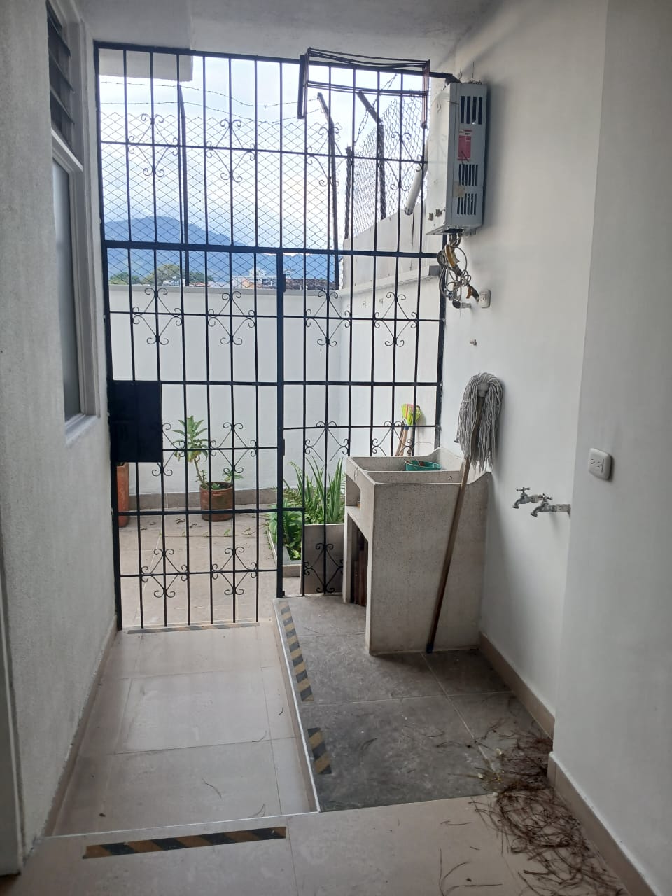 Casa en venta en C. Comercial La 14, Terminal De Transporte, Pereira · foto 12 de 15