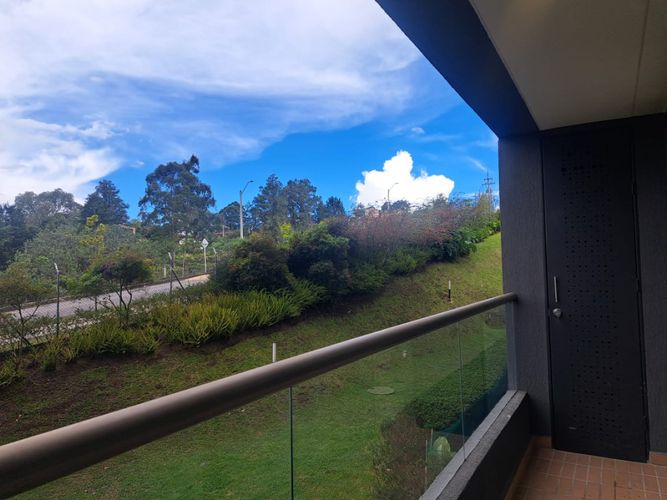 Apartamento de 3 alcobas en venta en Centro, Rionegro, 80 m² · foto 6 de 21
