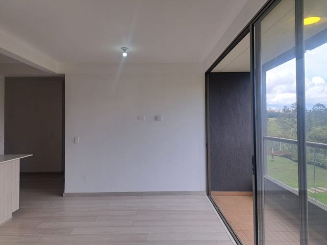 Apartamento de 3 alcobas en venta en Centro, Rionegro, 80 m² · foto 13 de 21