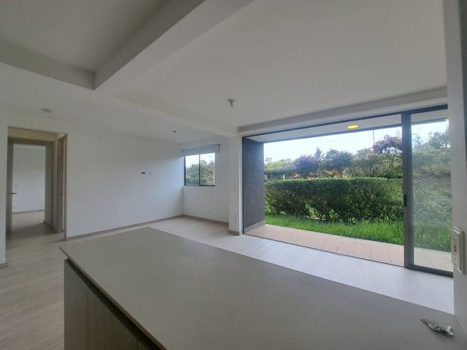 Apartamento de 2 alcobas en venta en Centro, Rionegro, 80 m² · foto 7 de 24