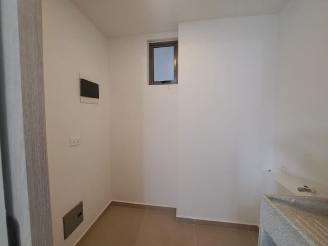 Apartamento de 2 alcobas en venta en Centro, Rionegro, 80 m² · foto 8 de 24