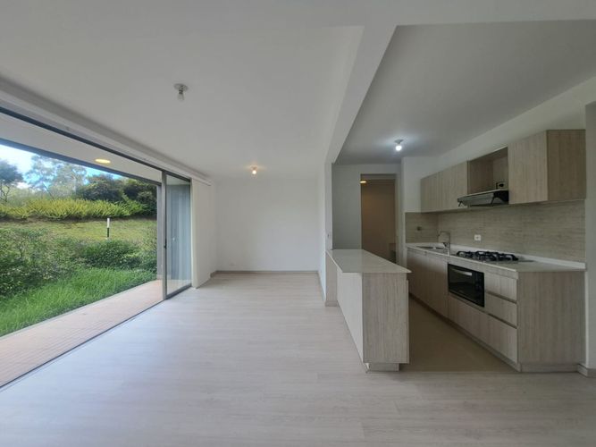 Apartamento de 2 alcobas en venta en Centro, Rionegro, 80 m² · foto 18 de 24