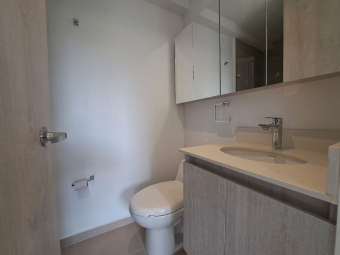 Apartamento de 2 alcobas en venta en Centro, Rionegro, 80 m² · foto 19 de 24