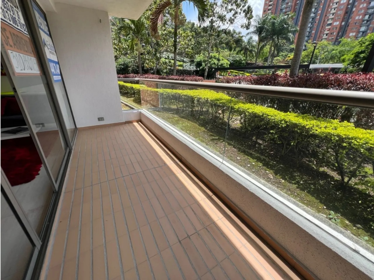 Apartamento en venta en Loma De Los Bernal, Medellín · foto 15 de 15