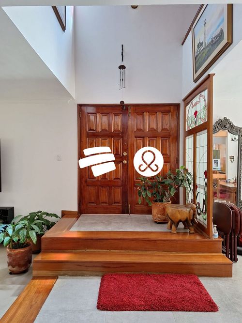 Casa de 3 alcobas en venta en El Poblado, Medellín, 256 m² · foto 2 de 15