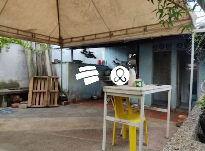 Casa de 6 alcobas en venta en El Chagualo, Medellín, 277 m² · foto 3 de 8