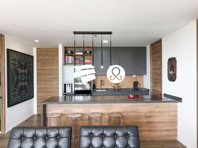 Apartamento de 2 alcobas en venta en San Lucas, Medellín, 98 m² · foto 2 de 17