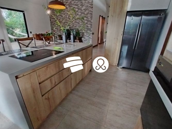 Casa de 5 alcobas en venta en Monta�Ita, Copacabana · foto 7 de 24