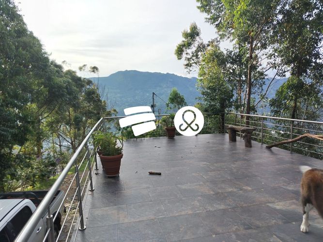 Casa de 5 alcobas en venta en Monta�Ita, Copacabana · foto 9 de 24