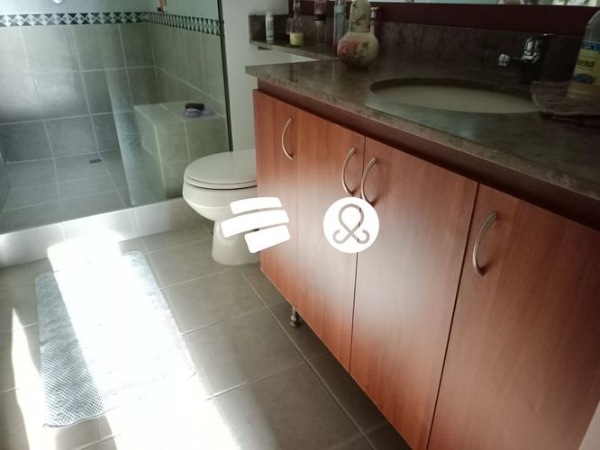 Casa de 4 alcobas en venta en El Poblado, Envigado, 234 m² · foto 7 de 13