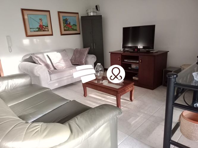 Casa de 4 alcobas en venta en El Poblado, Envigado, 234 m² · foto 10 de 13