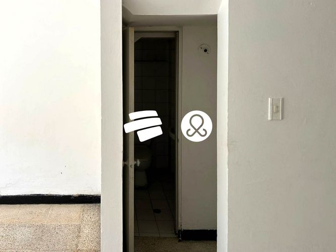 Local en venta en Boston, Medellín, 43 m² · foto 7 de 13